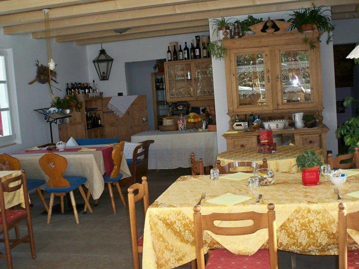 فندق بوتسا دي فاسّافي  Rifugio Negritella المظهر الخارجي الصورة